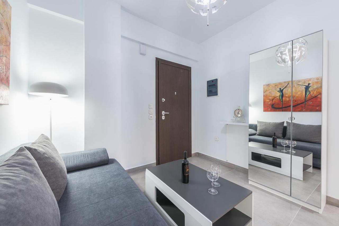 Iguana Gold Luxury 1min From Ermou Str *