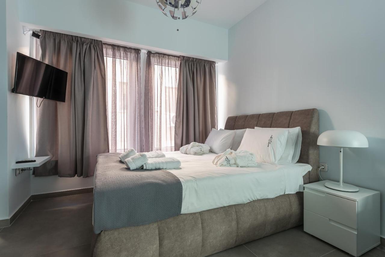 Iguana Gold Luxury 1min From Ermou Str