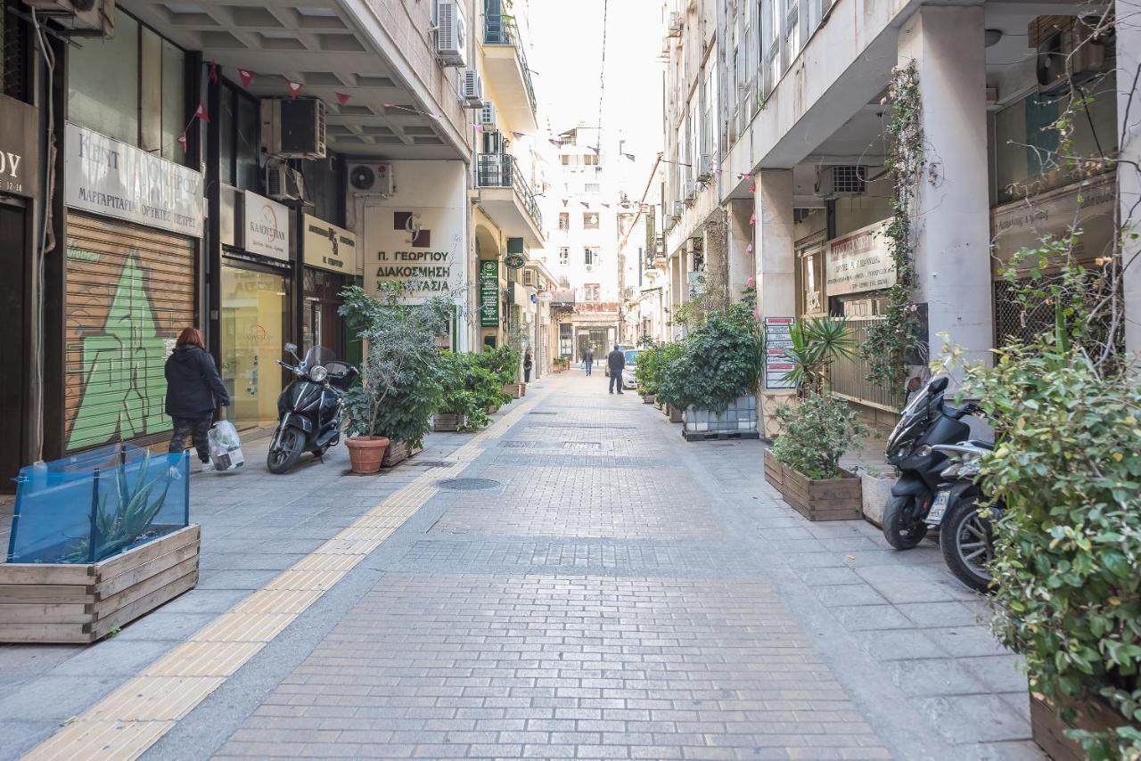 Iguana Gold Luxury 1min From Ermou Str Apartment Athens
