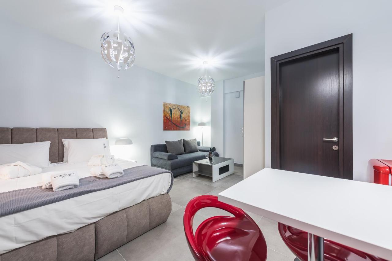 Iguana Gold Luxury 1min From Ermou Str *