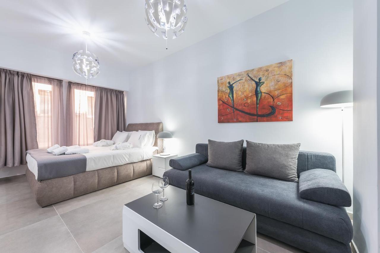 Iguana Gold Luxury 1min From Ermou Str Apartment